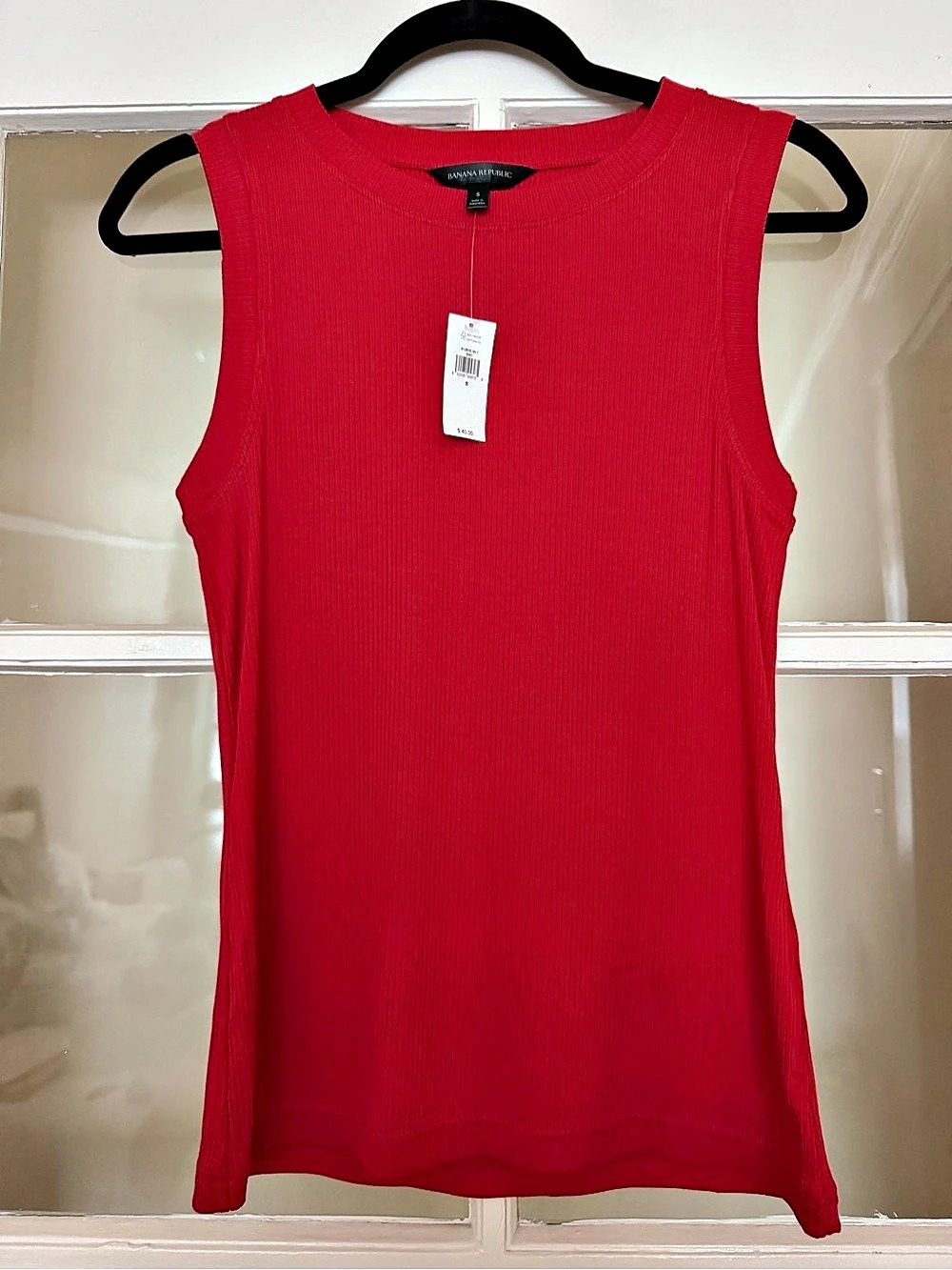 Banana Republic in Red Size Small NWT